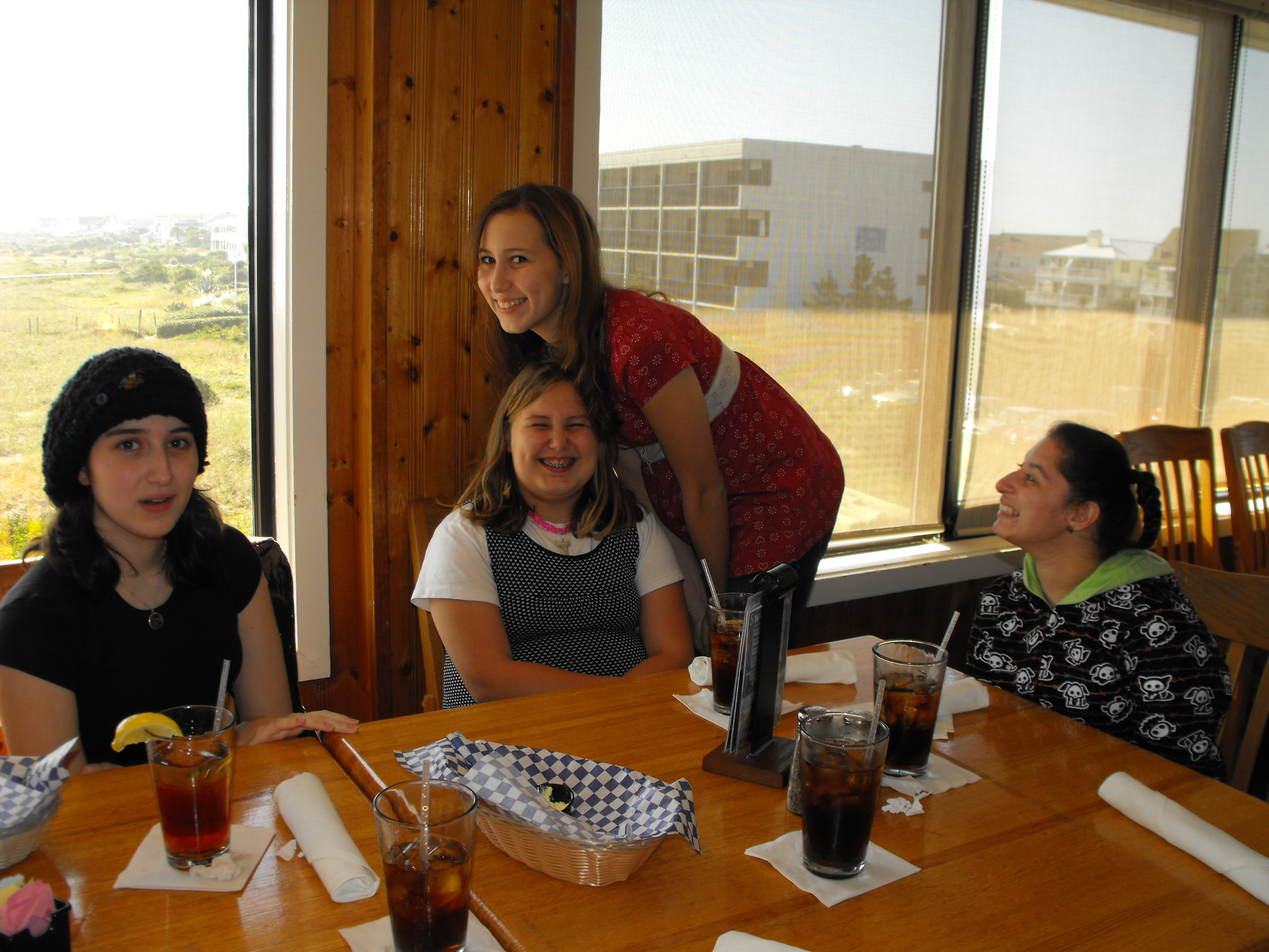 ./2009/Deb's Birthday/Debs 50th Wilmington 0001.JPG